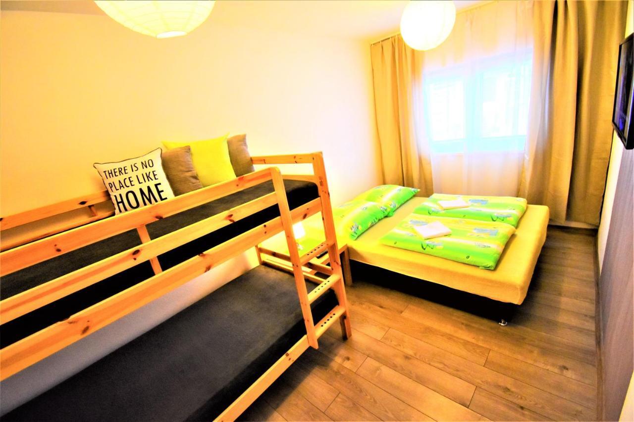 מלון Liptovský Mikuláš Penzion Privat Siesta מראה חיצוני תמונה